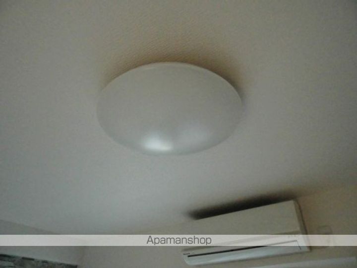 エヌエムトラントウエスト3Dの内装