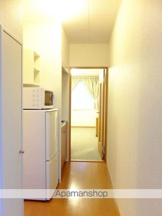 レオパレスパミドールの玄関