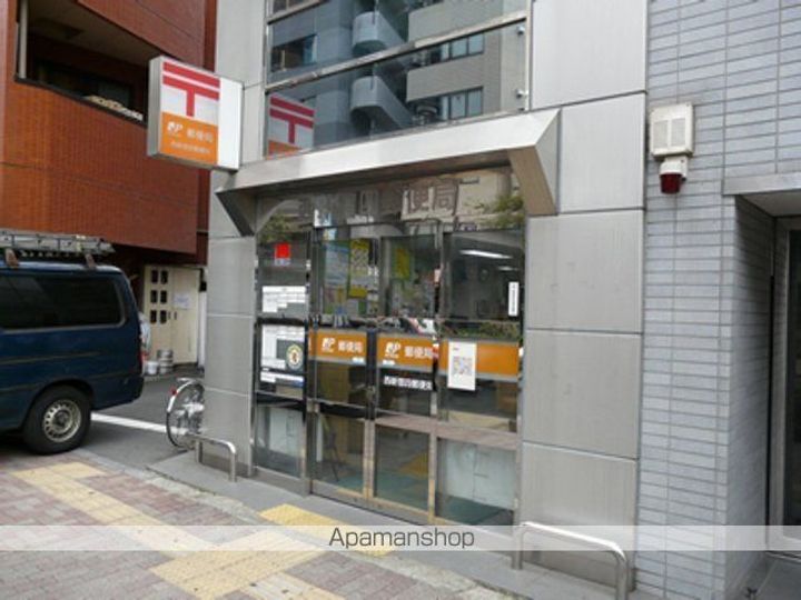 コンシェリア西新宿タワーズウエストの周辺