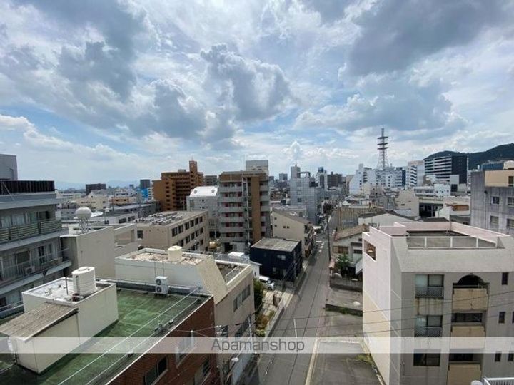 香川県高松市塩上町1丁目の賃貸マンションの内装