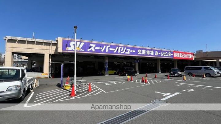 CLIVIA(クリビア)の周辺