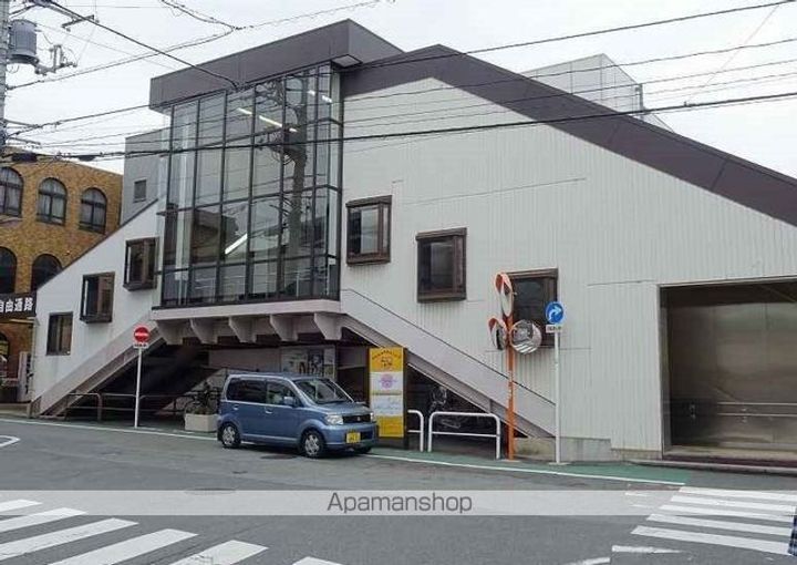 ボヌール五番館の周辺