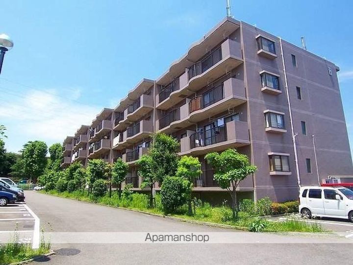 神奈川県川崎市宮前区野川台2丁目の賃貸マンションの外観