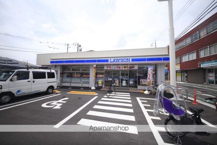 グリーンフィールドの周辺