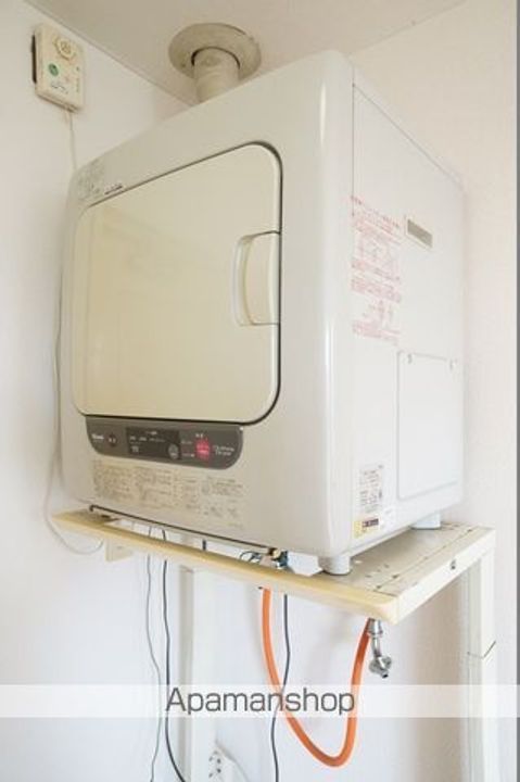 静岡県浜松市中央区元城町の賃貸アパートの内装