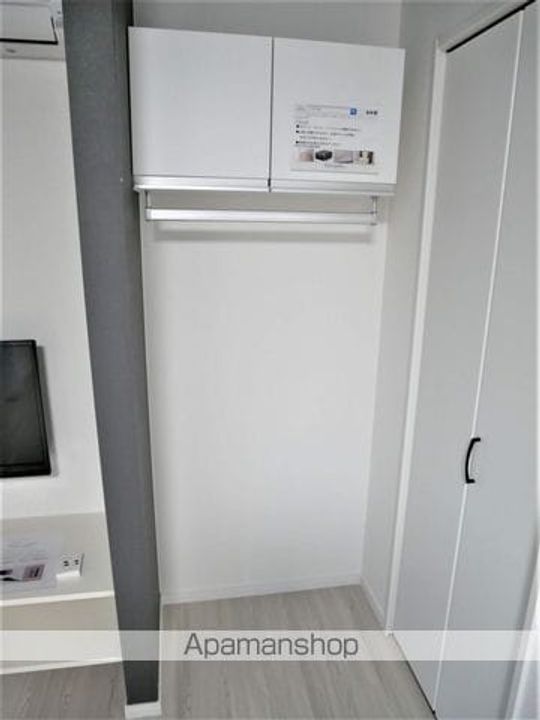 大阪府堺市堺区錦綾町2丁の賃貸マンションの内装