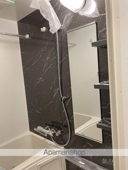 東京都立川市曙町3丁目の賃貸マンションの風呂