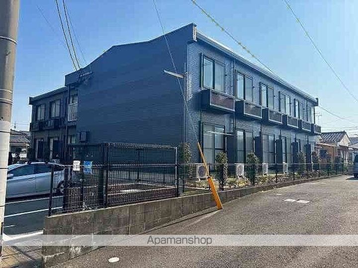 レオパレス西原108の外観