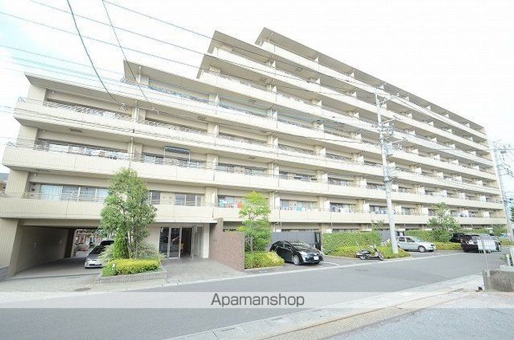 埼玉県八潮市大瀬4丁目の賃貸マンションの外観