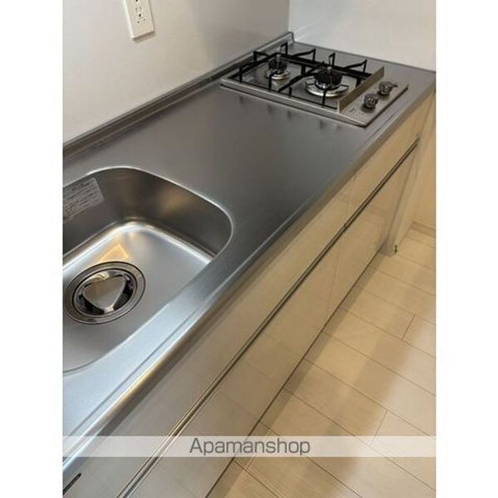 愛知県名古屋市熱田区六番2丁目の賃貸マンションのキッチン