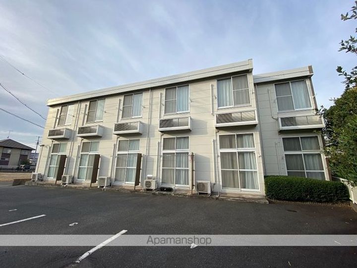 レオパレスヴィラ一ツ橋の外観