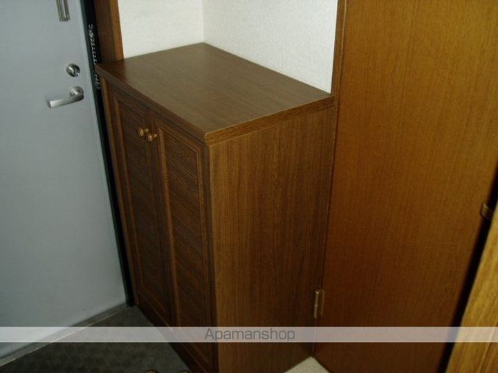 マンション白崎の玄関