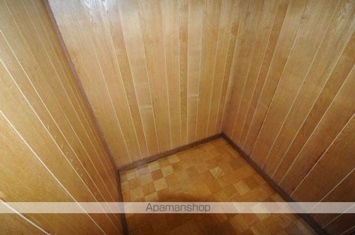 八反田コーポ1号棟1-1の内装