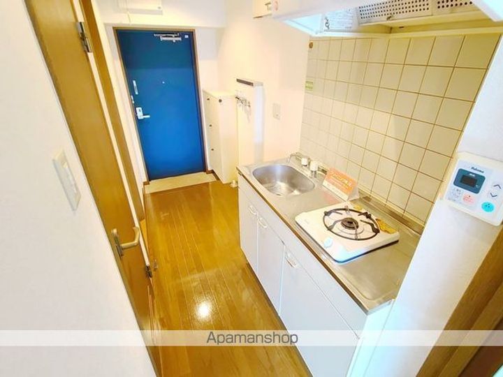 ニューウェル白板306の内装