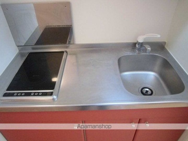 レオネクストセレンディップ川島のキッチン