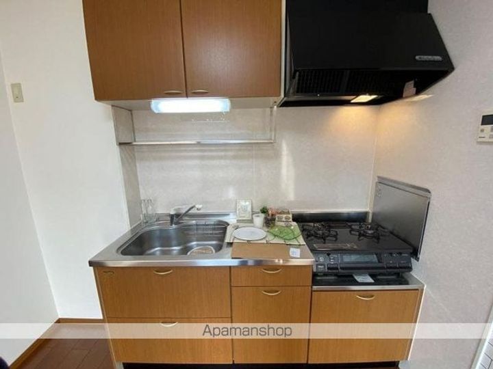 香川県高松市木太町の賃貸アパートのキッチン