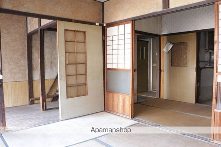 マイホームズ長江一丁目102の居間