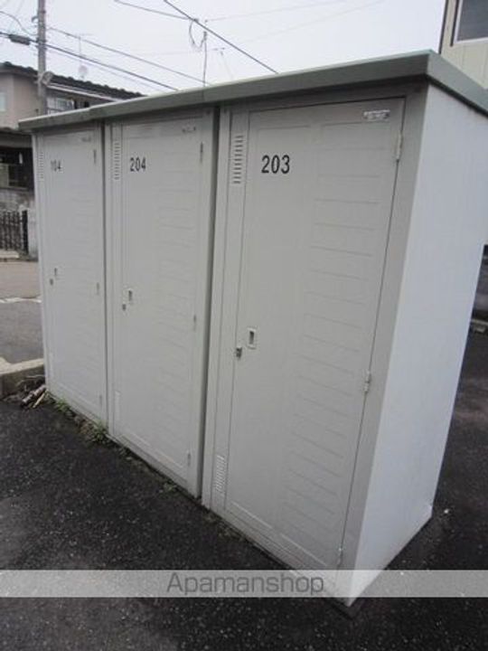 ヴァン・ヴェールのその他画像