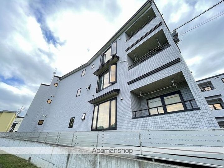 ダジュール102の外観