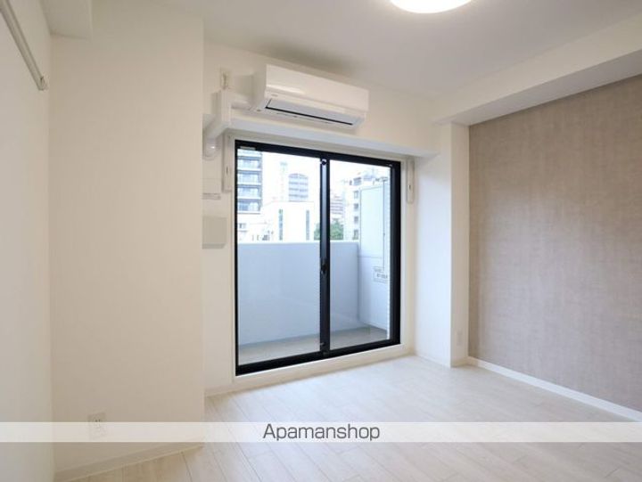 愛知県名古屋市東区泉2丁目の賃貸マンションの内装