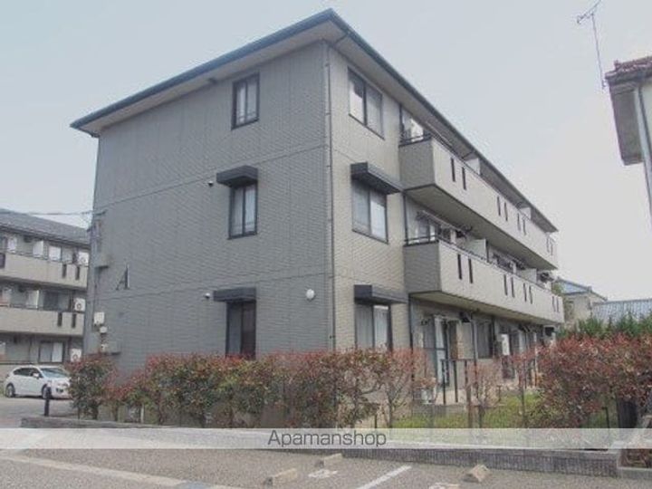 ロイヤルガーデン Aの外観