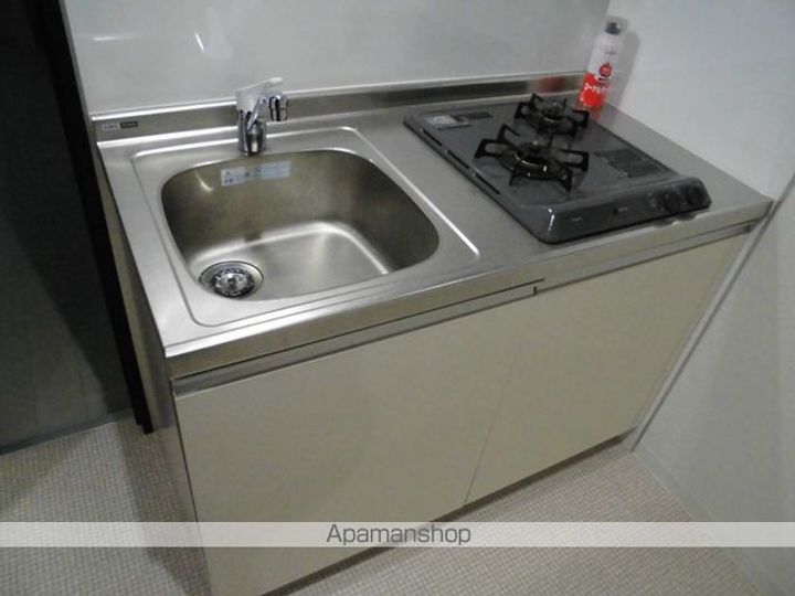 エヌエムトラントウエスト3Dのキッチン