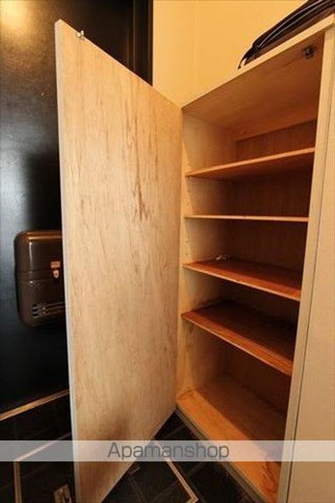 北海道網走市北三条西2丁目の賃貸マンションの内装