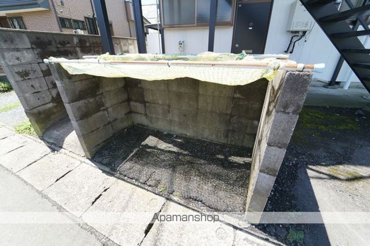 東ヶ崎コーポ102の外観