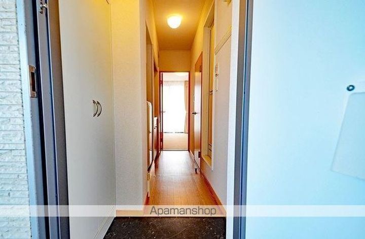 香川県高松市東ハゼ町の賃貸マンションの玄関