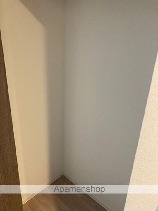 愛知県名古屋市中区千代田3丁目の賃貸マンションの内装