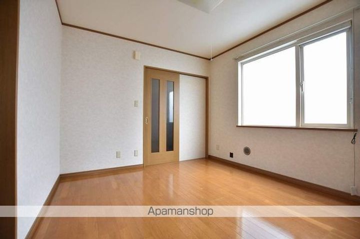 マンションメガロポリス101の居間