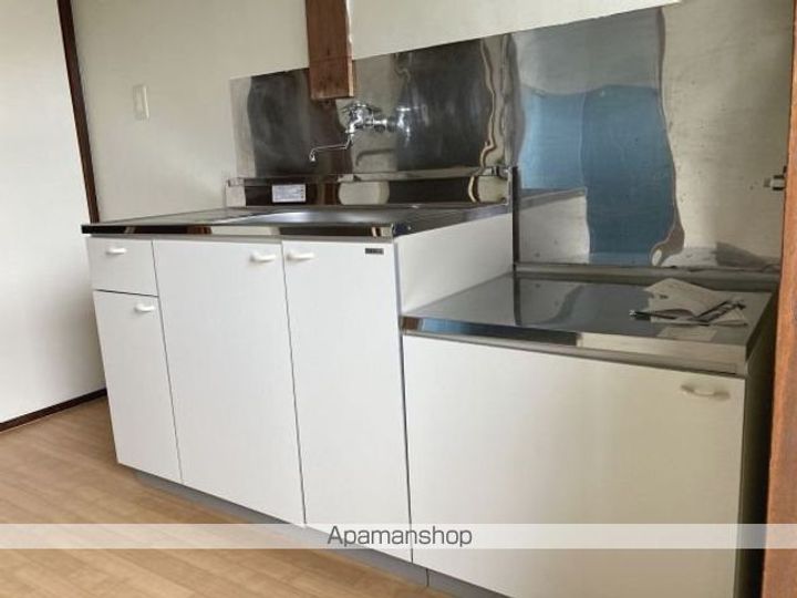 三幸ハイツ2のキッチン