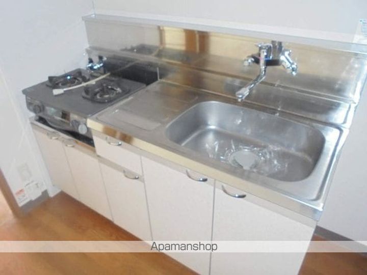 ユニバーサルシティのキッチン