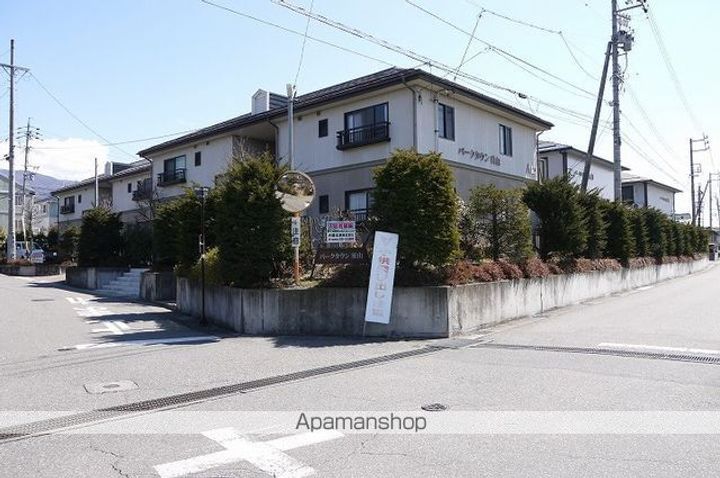 パークタウン須山B102の外観