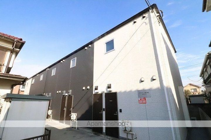 ソフィア一橋学園の外観