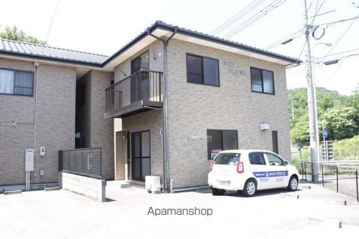 広島県尾道市平原3丁目の賃貸アパートの外観