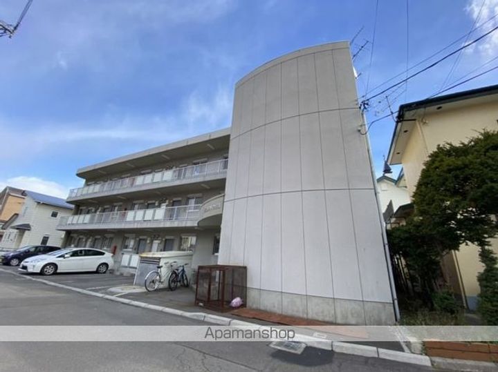 グロリアハイツ深堀305の外観