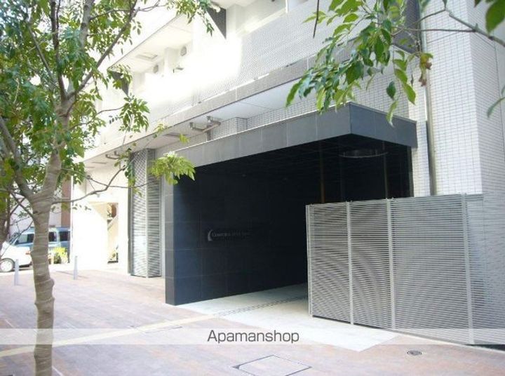 コンフォリア三田EASTの外観