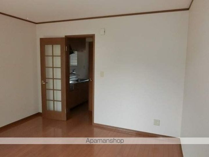 サンシティーヤーニングの内装