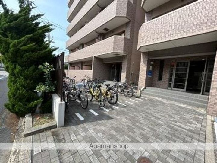 新潟県新潟市中央区川端町4丁目の賃貸マンションの外観