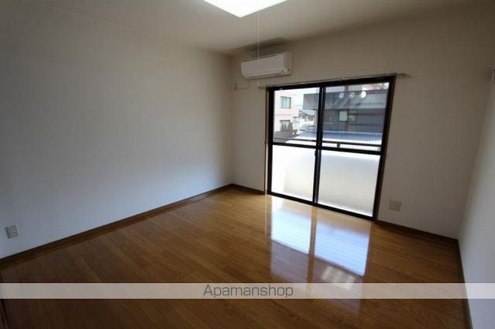 香川県高松市昭和町1丁目の賃貸マンションの内装