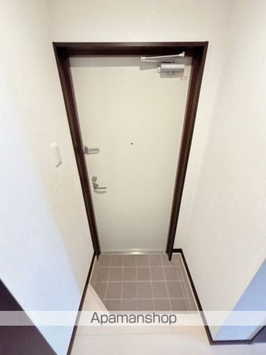 プランドール千葉の玄関