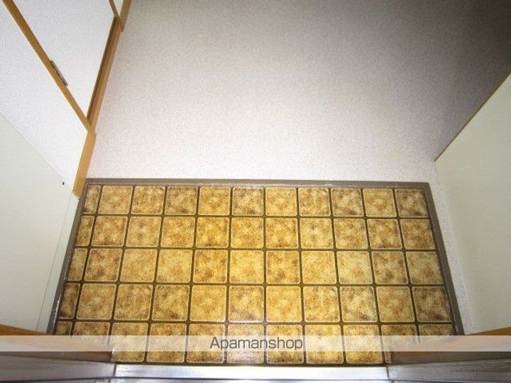 ハイツハセガワパート2302の玄関