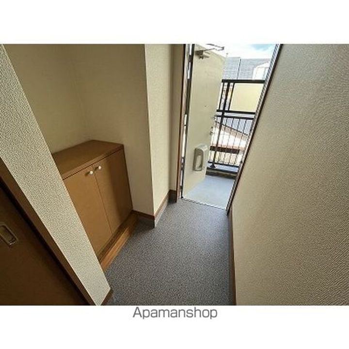 サニーコート曳馬の玄関