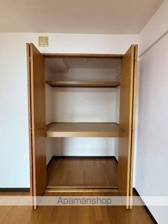 レジュイール東中通の内装