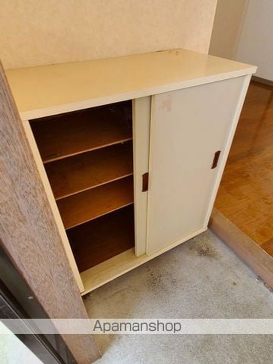 レーヌ姫子 E202の内装