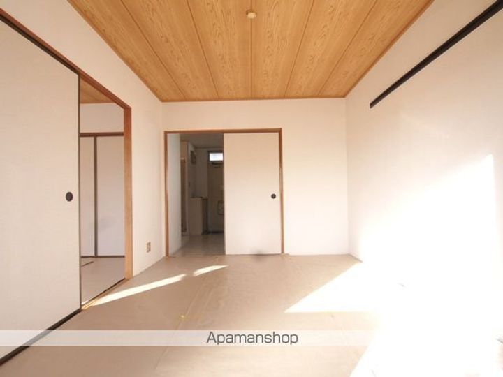 コーポマルタの内装