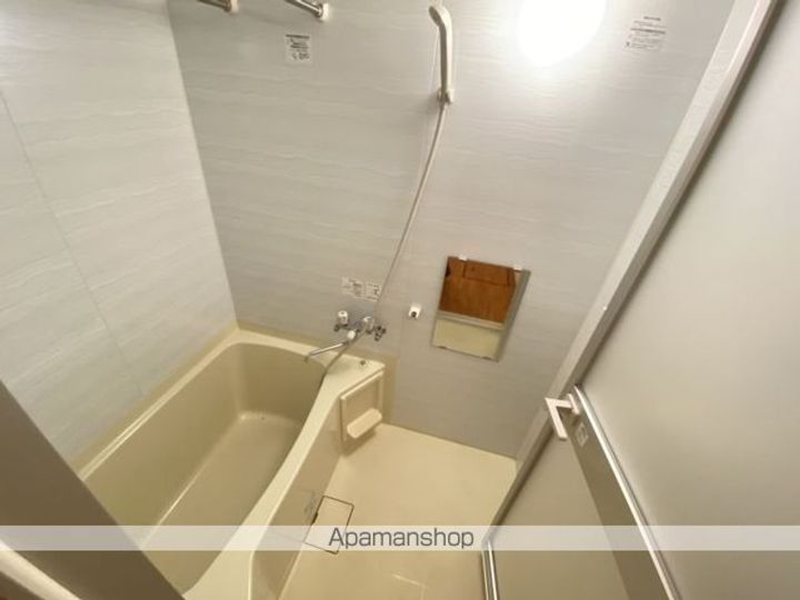 ポートハウスⅠ102の風呂