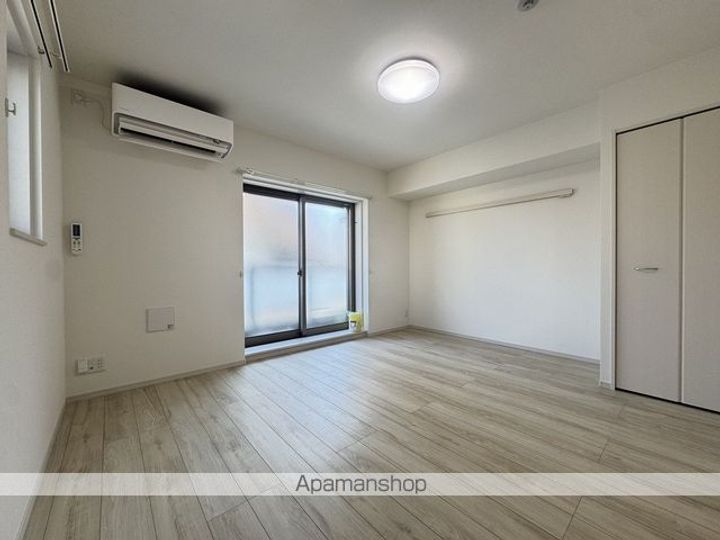 東京都福生市本町の賃貸マンションの内装