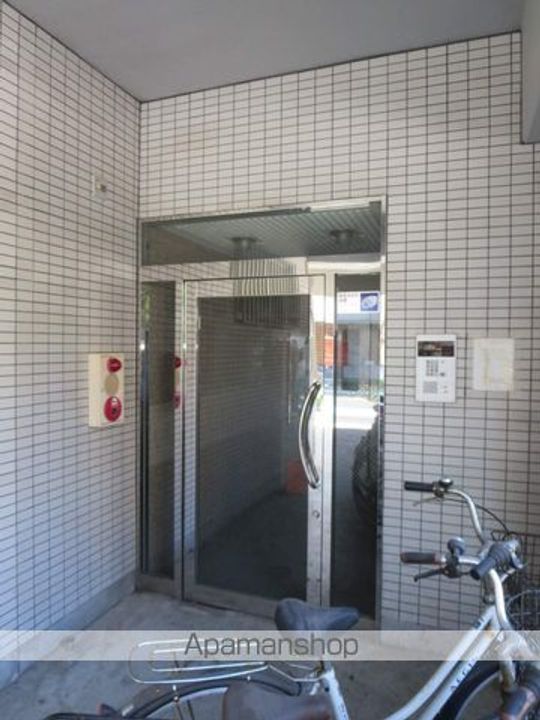 東京都江戸川区西葛西6丁目の賃貸マンションの外観